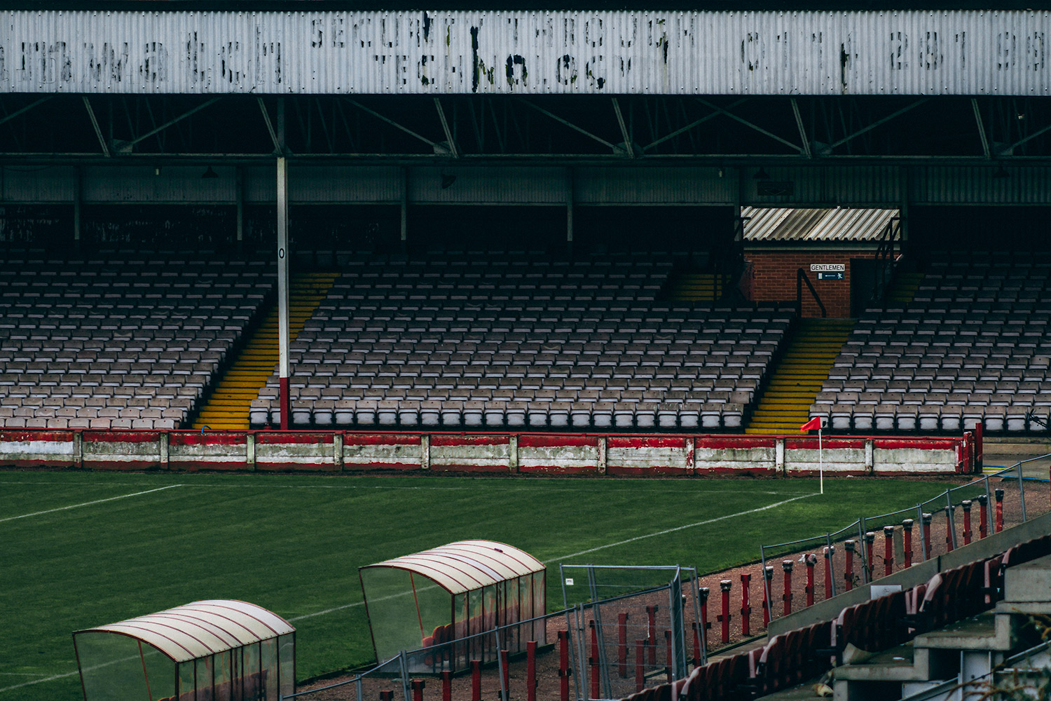 beautifully-ugly-photography-millmoor-ground
